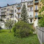 Elegant In * Graz