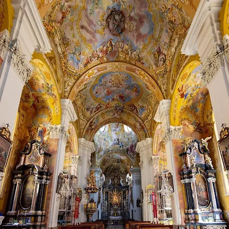 Elegante Zentrale In Graz