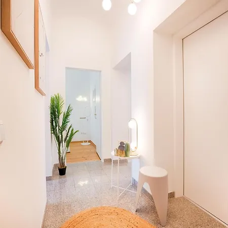 Διαμέρισμα Elegant In Γκρατς