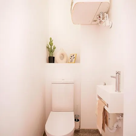 Διαμέρισμα Elegant In *