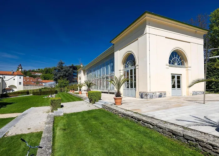 Elegante Zentrale In