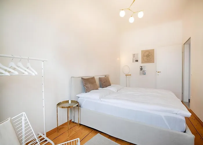 Elegant In Apartment *