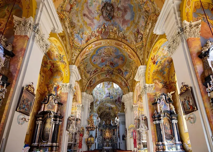 Apartment Elegant In *